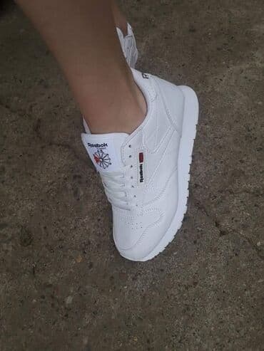 la scarpa obuca: Reebok, 40, bоја - Bela — 2
