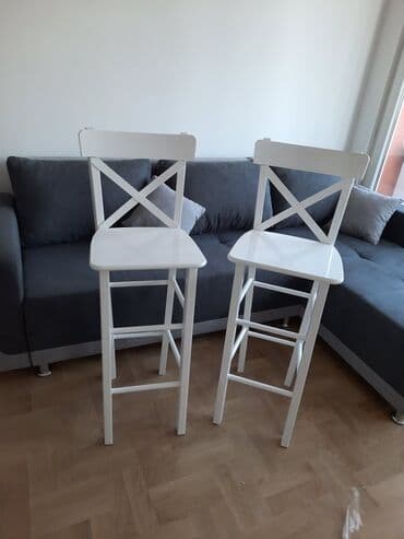 bele stolice: Barske stolice 4500 din farbane u belo dostupne odmah 2 komada visina — 2