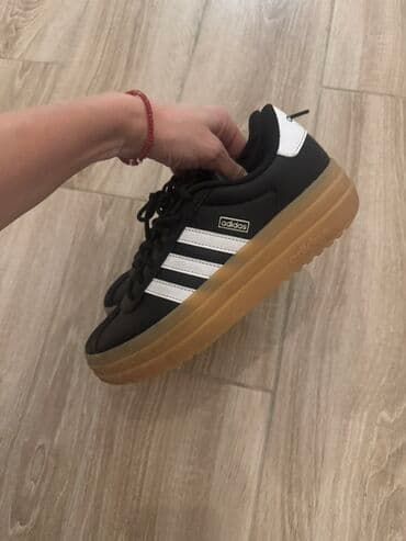 High boots: Adidas, 37.5, color - Black — 2