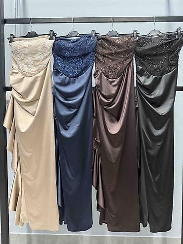 north face komplet: Elegantna svečana haljina sa korsetskim gornjim delom ukrašenim čipkom — 3