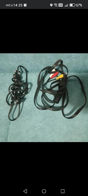 američka pita 2: PlayStation 2 (fat verzija) komplet set. U paketu: - PS2 konzola sa — 2