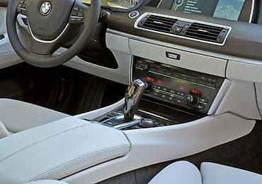 CENTRALNA KONZOLA ZA BMW 530 GT OD 2009. DO 2019. GOD