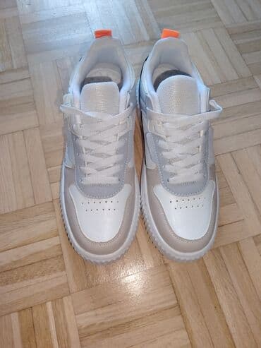 hello kitty patike: Trainers, size - 40 — 1