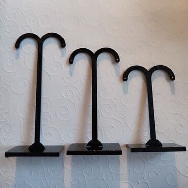 pejzaži ulje na platnu: Set od tri držača za po jedan par minđuša Crni sjajni poliuretan — 3