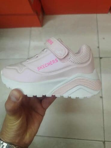 skechers patike pranje u masini: 25-30 ✅
2900 rsd +ptt 📌 — 1