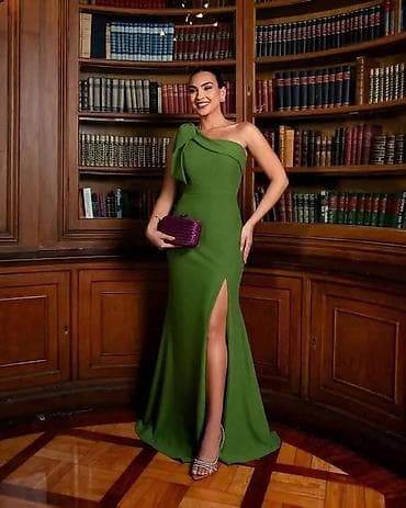 Kape i aksesoari: Elegantne ženske haljine – večernji i koktel modeli - Crna midi — 5