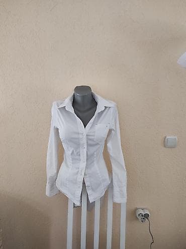 pull and bear dukserice: Bela kodulja.s/m Flesh — 1