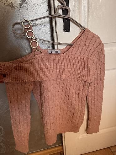 Dzemper baby pink boje nezan na 
Univerzalna Velicina i S i M odgovara