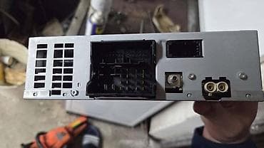 futrole za laptop: BAZA MULTIMEDIJE MMI SISTEM ZA AUDI A4, A5, A6 . | Polovni delovi — 2