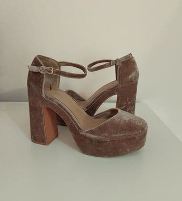 rebraste helanke stradivarius: Sandals, Stradivarius, 41 — 2