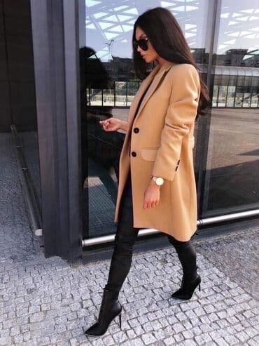 kozni kaputi sa krznom: Kaput sa postavom 
3200
Italijanska proizvodnja. Rd — 4