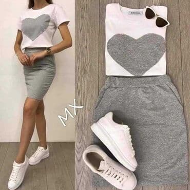 pull and bear suknje: Pamucni srce 💖 kompleti 🌟 Srce trenerka 3700din,srce suknja 2800 din — 1
