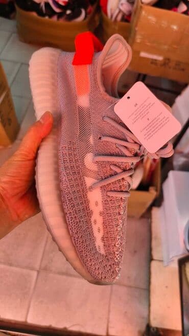 yeezy 350 patike: Patike, veličina - 37 — 9