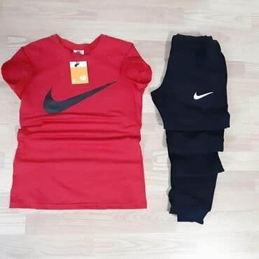 balenciaga majce: Komplet majca i donji deo
S M L XL XXL Cena 2200 din — 2