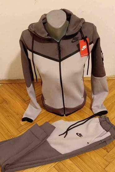 h m bodysuit: M 
Skuba
3500 — 1
