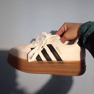 markirane patike: 36 — 4