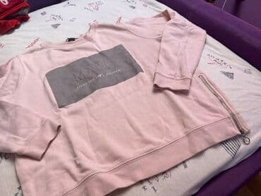 crop top h m: Dukserica, jako topla, udobna za nošenje, prijatna, moderna, odgovara — 4