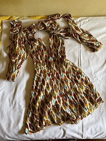 Boho šareni kombinezon, tanji letnji, otvorenih leđa, vezuje se oko na lalafo.rs Boho šareni kombinezon, tanji letnji, otvorenih leđa, vezuje se oko