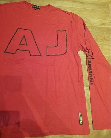 AJ Armani jeans crvena duks majica dugih rukava za muskarce, ima jako na lalafo.rs AJ Armani jeans crvena duks majica dugih rukava za muskarce, ima jako