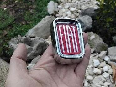 NOVO ZNAK ZA HAUBU FIAT ZA FICU ZASTAVA 750 | Nov znak Delovi za