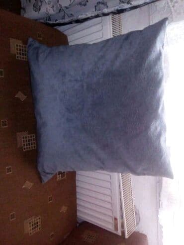 izrada zidnih satova: Dekorativni jastuk — 1