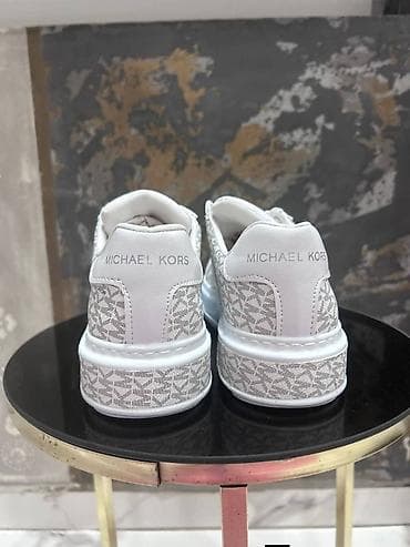 land rover patike: Ženske patike – dizajnerski modeli Vel. od 36 do 40 Oba modela su — 3