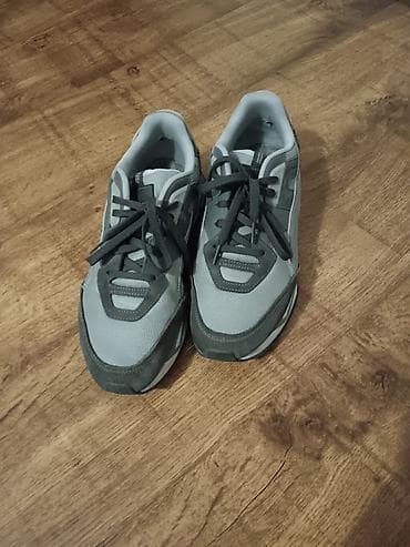 hogl patike: Muške patike – sivi tonovi. Puma 46. Neodgovarajuci broj — 1