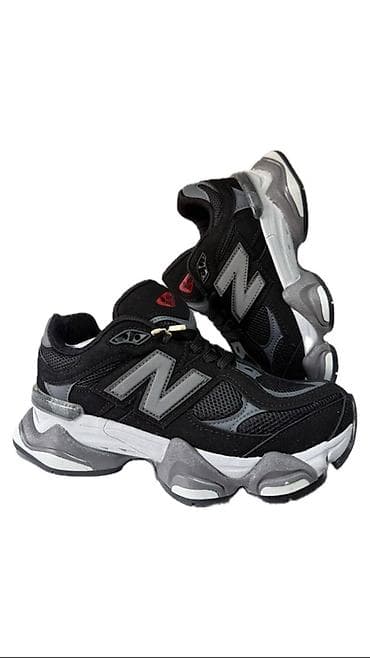Patike New Balance – crno/sive - Model sa masivnim đonom, inspirisan