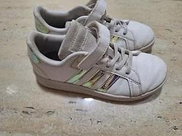 sat citizen: PATIKE ADIDAS 33 ZENSKE | Karakteristike ženske obuće Boja Bela — 1