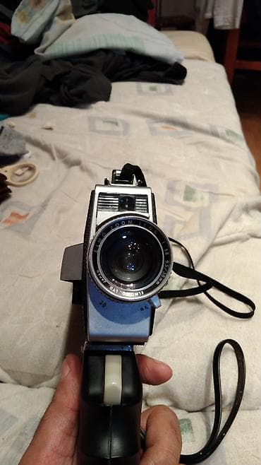 polovni televizori krusevac: Vintage ELMO Super 8mm filmska kamera (Japan), Potpuno ispravna - — 10