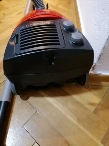 polovan samsung: Usisivač Samsung 1600w. Odličan usisivač Papirna kesa Dobro vuče i tih — 9