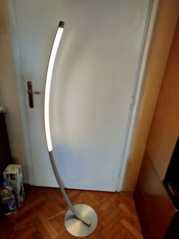 šolje sa duplim dnom: Podna lampa, bоја - Siva, Upotrebljenо — 1