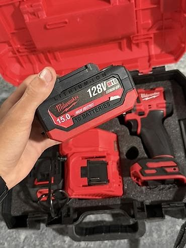 pean i iglodrzac: Akumulatorska bušilica/odvijač Milwaukee M18 – set - Platforma — 1