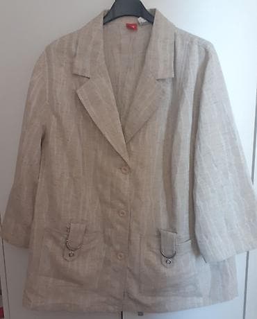 Ženski lagani sako/blejzer u bež nijansi sa diskretnim prugastim