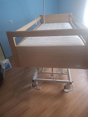 medicinski nameštaj: Medicinski bolnički krevet sa dušekom i trapez ručkom za podizanje — 5