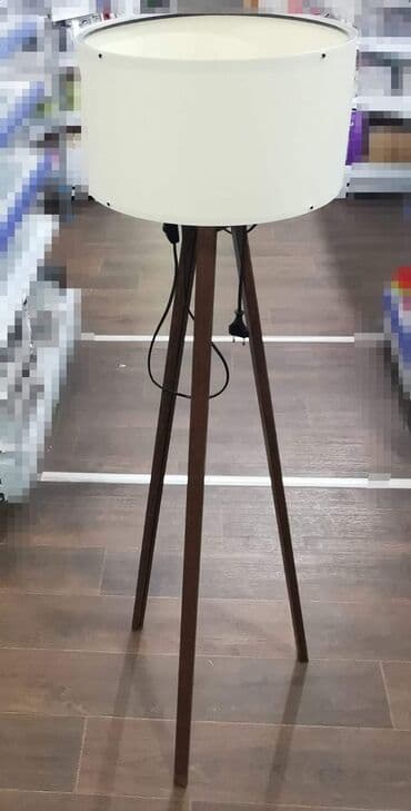 aku lampa parkside: Velike tripod lampe Cena 3899 dinara Visina lampe 139cm Visina — 2