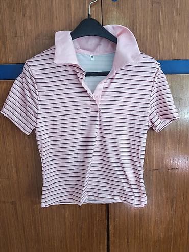 pull: Ženski komplet u nežno roze boji sa tankim prugama, sastoji se od polo — 2