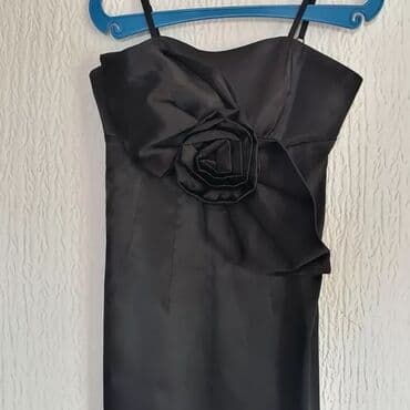 montego haljine: Crna elegantna haljina, Fervente — 1