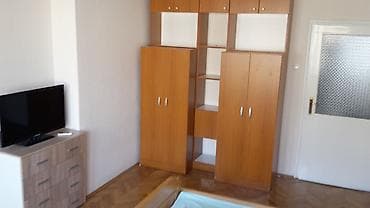 stanovi prodaja vrsac: 3 sobe — 5