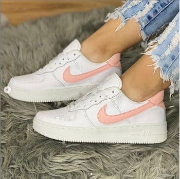 nike air force sa crnim znakom: Nike air force patike

Novo
Brojevi 36 do 46

fb Moja Kupovina 1 — 9