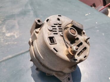 dizalica za auto na vazduh: Alternator Lada 21214i Niva br.3. Polovan, očuvan. Skinut sa — 9