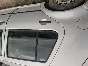 agregat 4.2 kw: VRATA ZA VOLKSWAGEN GOLF 4 | Vrata za Golfa 4 u silver sivoj DESNA — 2
