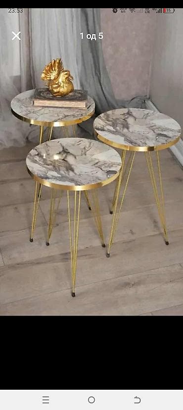 kupujem prodajem stocic: 04. ✨ Set Stočića “Gold” 3/1 Cena: 5500 RSD Unesite luksuznu notu u — 5