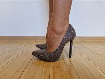 push up helanke novi sad: Salonke, 38 — 2