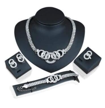rajf za devojacko vece: Set: Crown, Earrings, Bracelet, Material: Pearl, Cubic zirconia, Stainless steel — 4