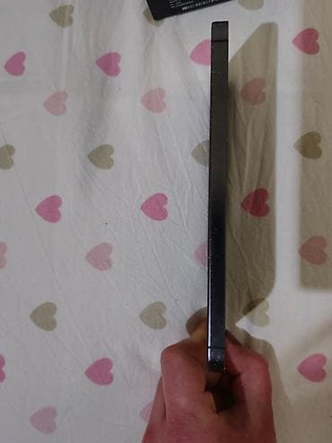 samsung s6 edge: Samsung galaxy s24+ telefon je koriscen oko par meseci Dobro — 6