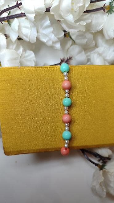 dodaci za naocare: Narukvica od perlica u pastelnim tonovima - Dizajn: niz okruglih — 3