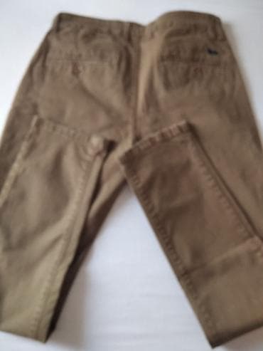 kozne pantalone hm: Muške chino pantalone, bež/kaki boje, ravnog užeg kroja. - Materijal — 4