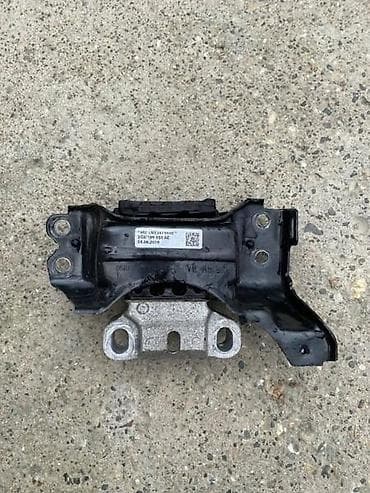 NOSAC MOTORA ZA AUDI A1 - 2Q0199555AE | Nosac motora za Audi A1 at lalafo.rs NOSAC MOTORA ZA AUDI A1 - 2Q0199555AE | Nosac motora za Audi A1