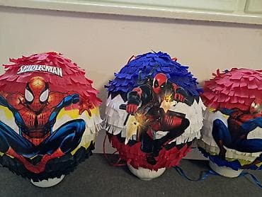 komplet odela: Tematske pinjate – Spider‑Man i Deadpool - Ručno izrađene, okrugle — 6